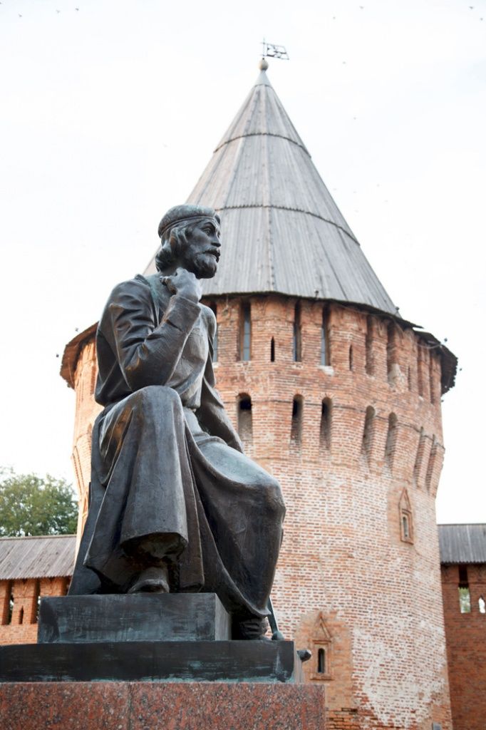 Памятник Федору Коню в Смоленске