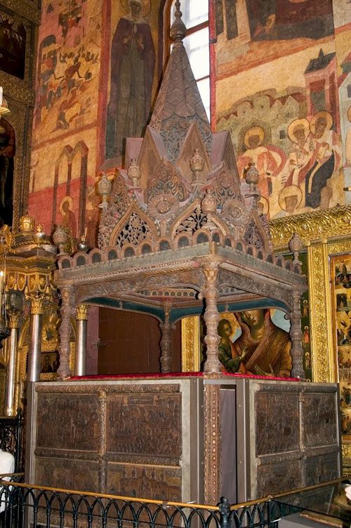 Мономахов трон в Успенском соборе