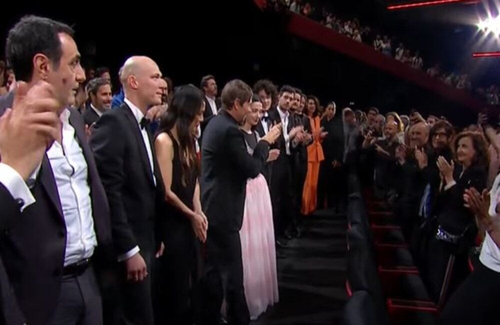 Российские актеры удостоились семиминутной овации на Каннском кинофестивале