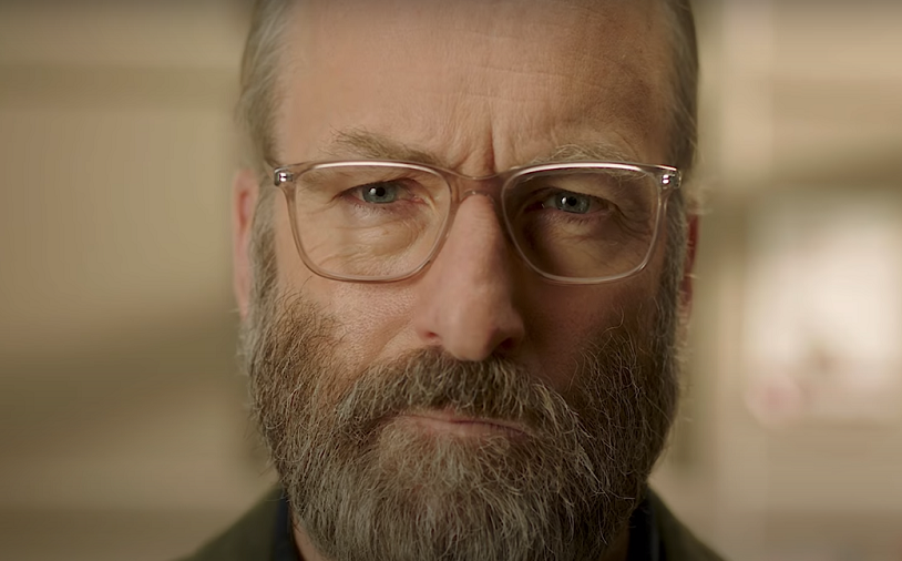 В Сети дебютировал тизер «Счастливчика Хэнка» с Бобом Оденкерком