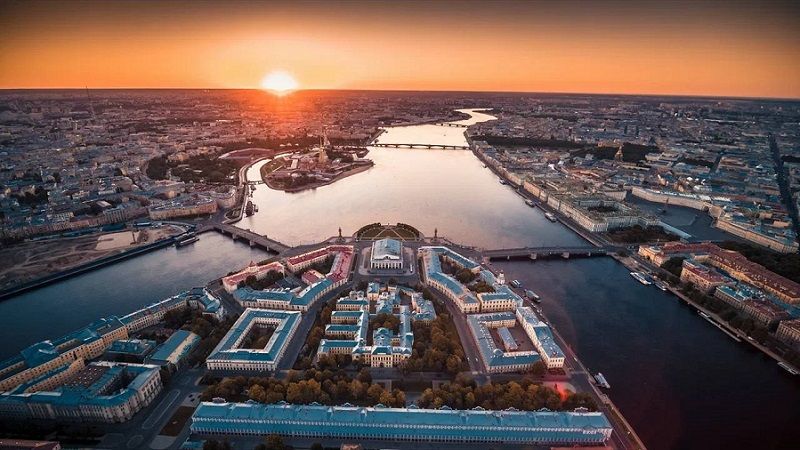 Санкт-Петербург возглавил список самых музейных городов России