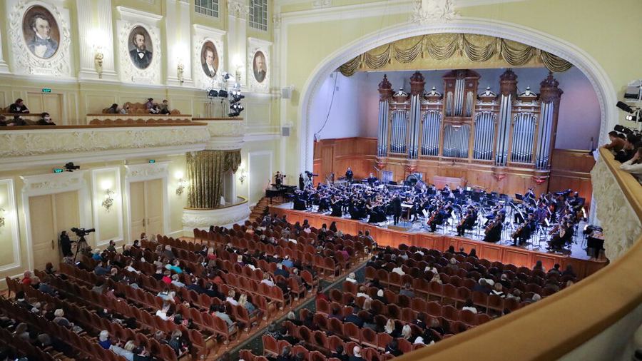 РНО выступит в Москве с французским дирижером