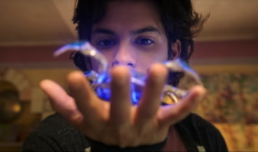 Дебютировал трейлер фильма «Синий Жук» о новом герое DC