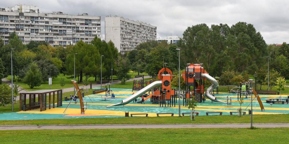  Столичный парк «Садовники» переименовали в честь Лужкова