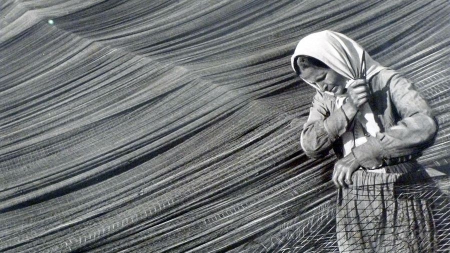 Улыбнитесь — сейчас вылетит нейросеть: выставка «Фотоискусство. От дагеротипа до искусственного интеллекта» в петербургском «Манеже»