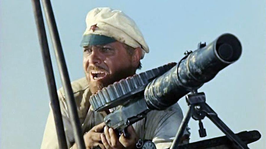 «Сухов, помоги! Ведь ты один целого взвода стоишь»: Анатолий Кузнецов и платоновская поэтика