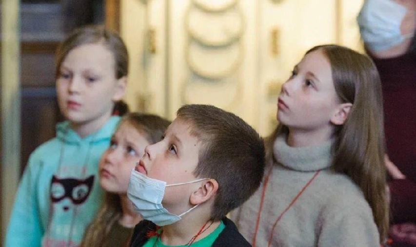 Исторический музей посетила группа детей из Донбасса