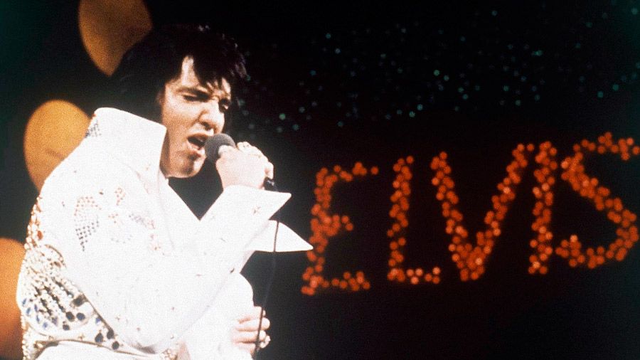 Разбиватель сердец: как Элвис Пресли стал звездой после первого альбома