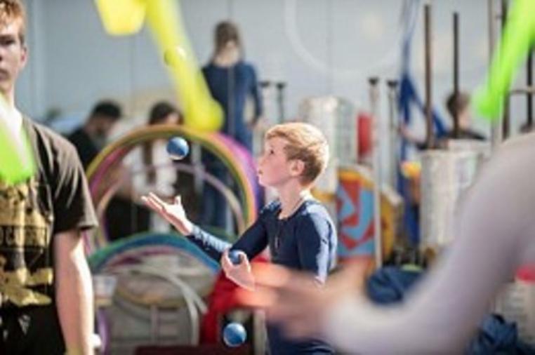 Росгосцирк откроет сеть детских цирковых студий 