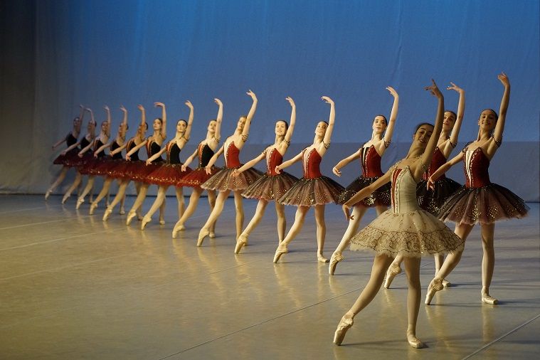 На Декаде выпускников творческих вузов прошел открытый балетный показ