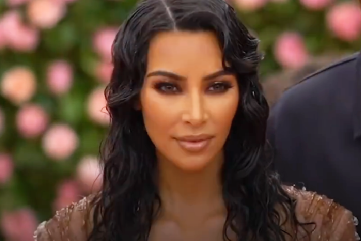 Ким Кардашьян сыграет главную роль в «Американской истории ужасов»