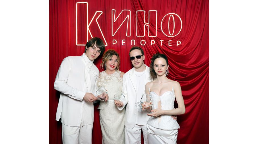 Три звезды: юбилейная XV церемония премии «Аванс» назвала своих героев