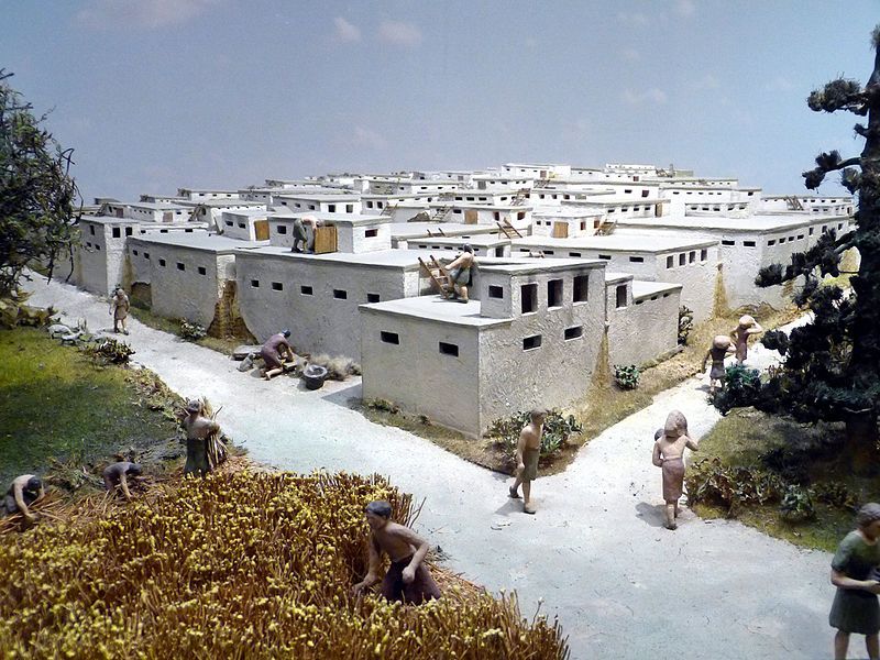 Чатал-Хююк: древнее поселение, где люди передвигались по крышам