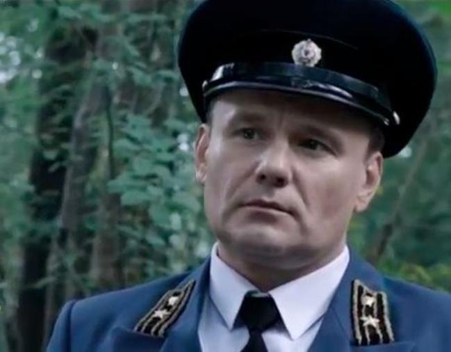 Актер из «Кухни» Иван Рудаков умер в 43 года от последствий COVID-19