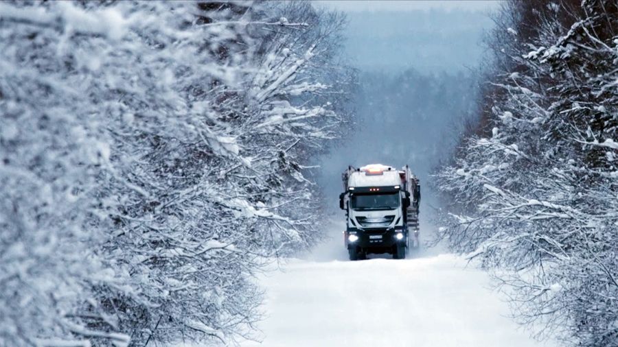 Режиссер Юрий Дорохин: «Никто бы не стал ради красивого кадра переворачивать джип»