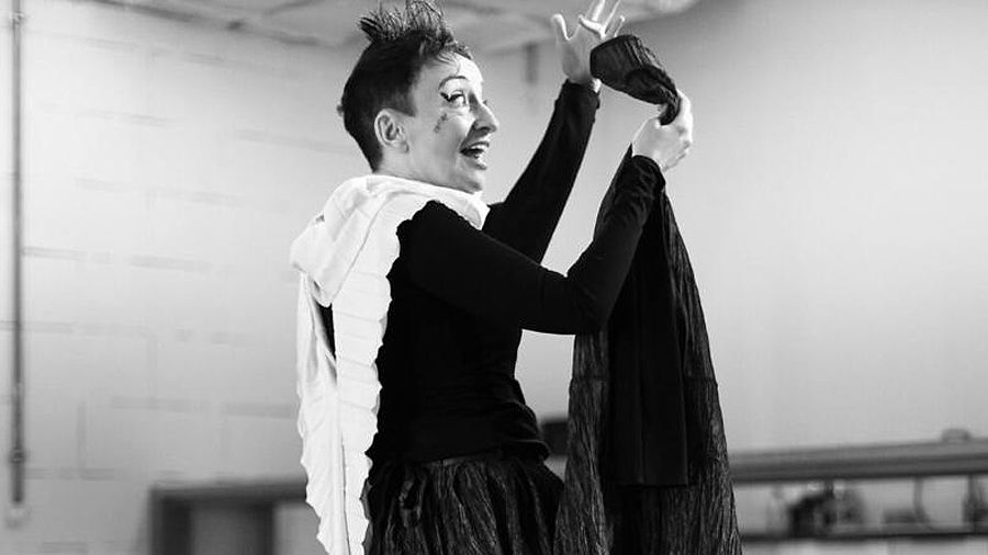 Инна Ваксенбург: «Перформер высказывает через язык тела свои мысли, чувства и даже взгляды на жизнь»