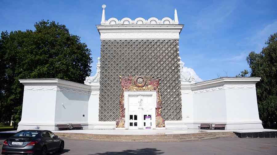 На ВДНХ начали реставрировать павильон № 62 «Охрана природы»