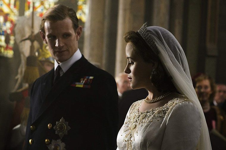 Елизавета II регулярно смотрела сериал о себе «Корона»
