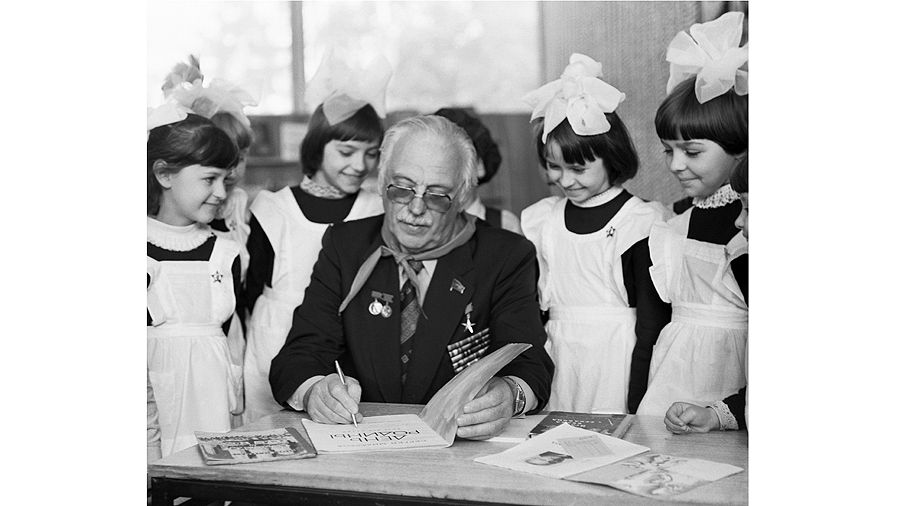 В Пятигорске прошел поэтический марафон «Мы читаем Михалкова»