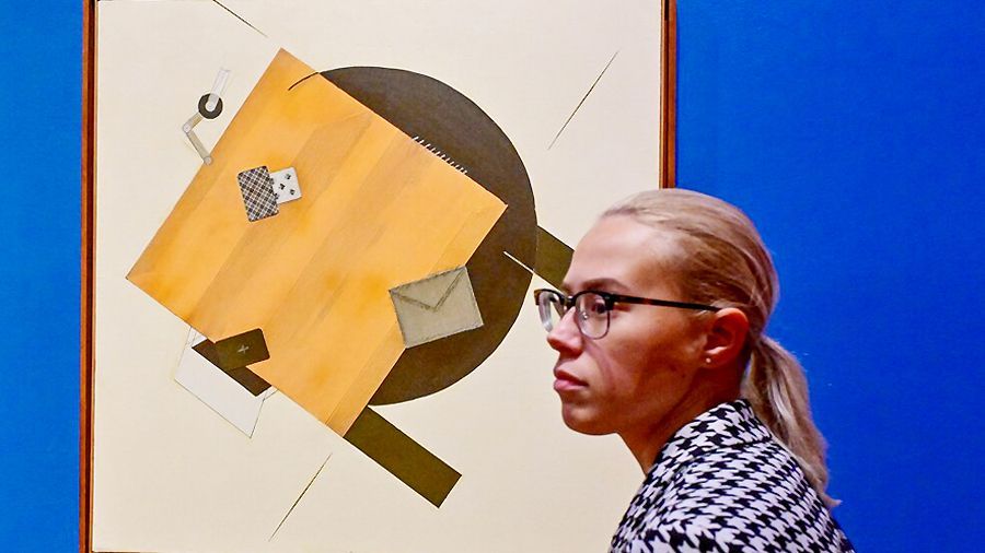 Тройка, семерка, туз: Третьяковка отмечает 100-летие Владимира Немухина