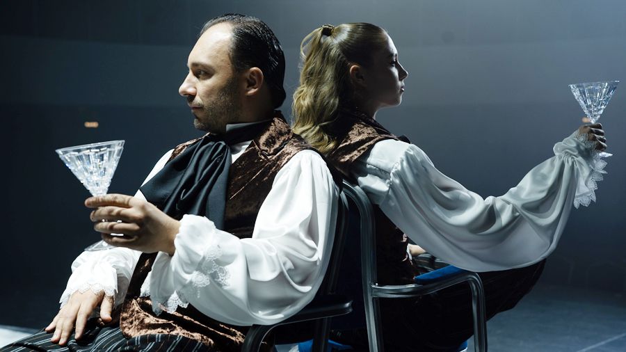 Гимнастка Лала Крамаренко: «Одна из наших главных задач — передать языком тела замысел картины»