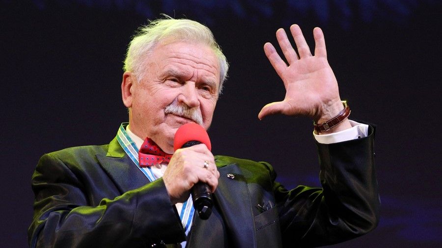 Михаил Мишустин поздравил народного артиста России Сергея Никоненко с 85-летием