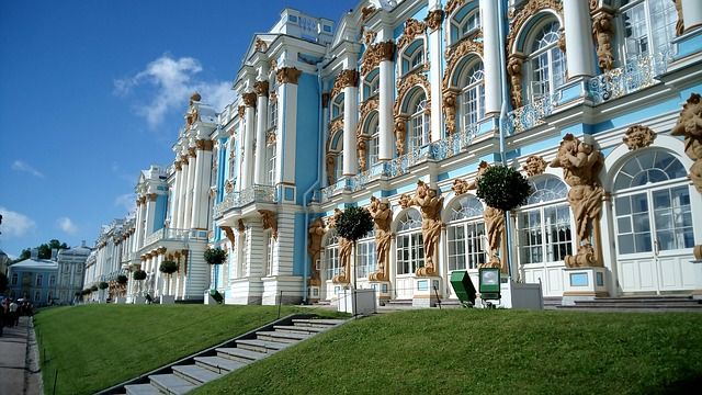 В Новосибирске открылась выставка о царскосельской коллекции