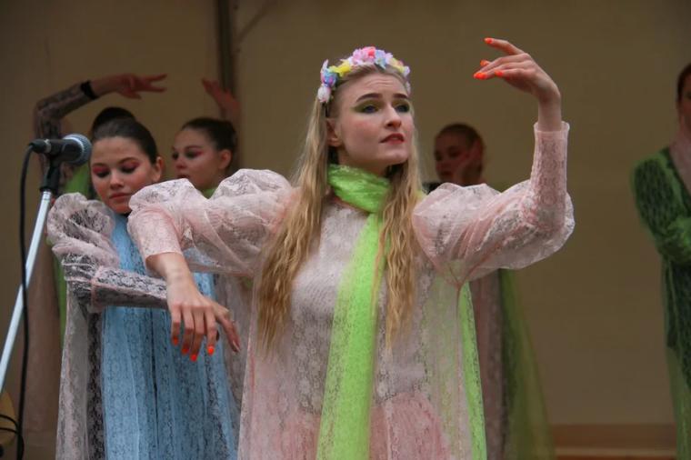 В Екатеринбурге состоялся фестиваль неизвестных сказок «Дикоросы»