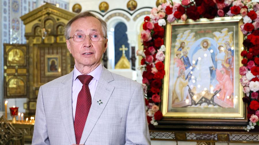 Бурляев поддержал инициативу о запрете фильмов с оскорбительными стереотипами о России