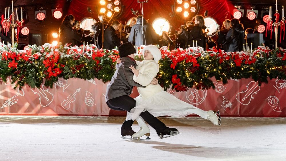 В московских парках открылись первые катки