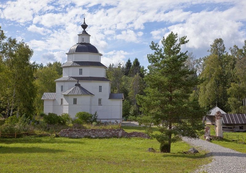 В отреставрированной церкви в Вологодской области отметили праздник «Ильин день на Цыпино» 