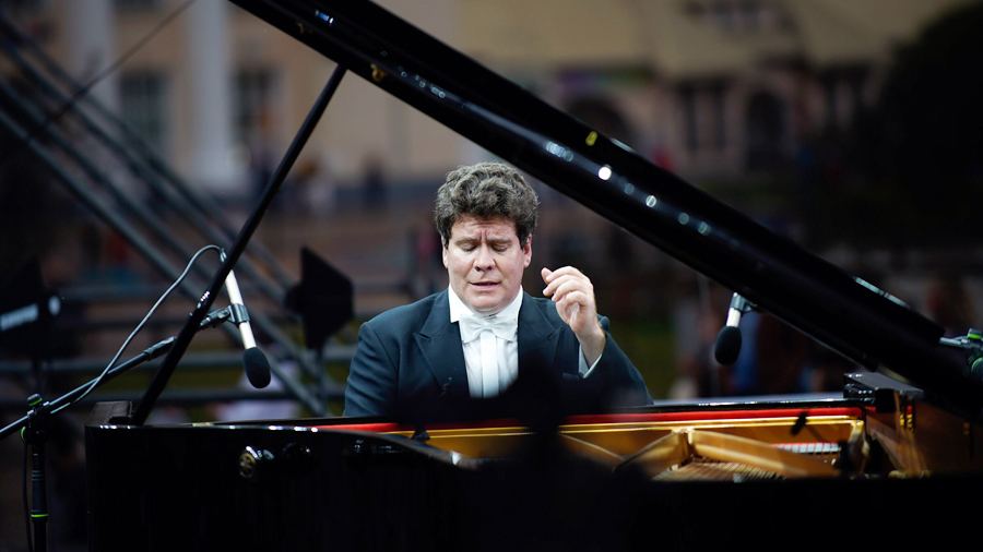 Денис Мацуев впервые выступит в Тамбове с Оркестром Рахманинова