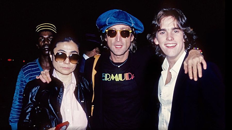 Биография эконом-класса: в прокате документальный фильм о Джоне Ленноне