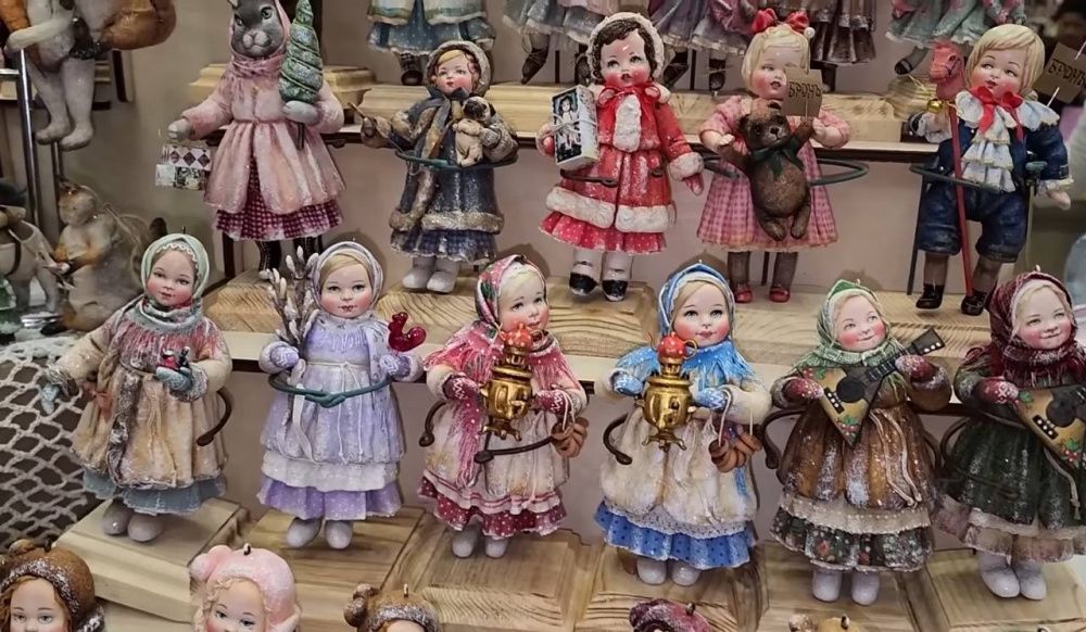 В Самаре открылась выставка «Бал кукол»