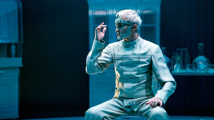 «Я — робот?»: премьера «Двухсотлетнего человека» в Театре имени Наталии Сац