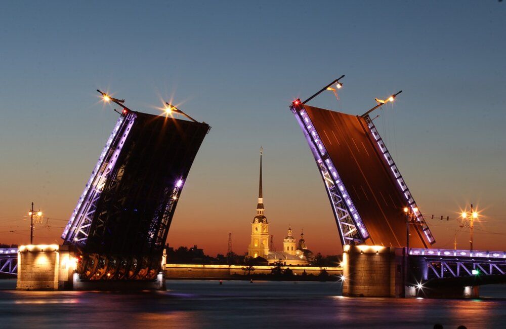 В Петербурге под открытым небом покажут четыре премьеры на фестивале «Опера – всем»