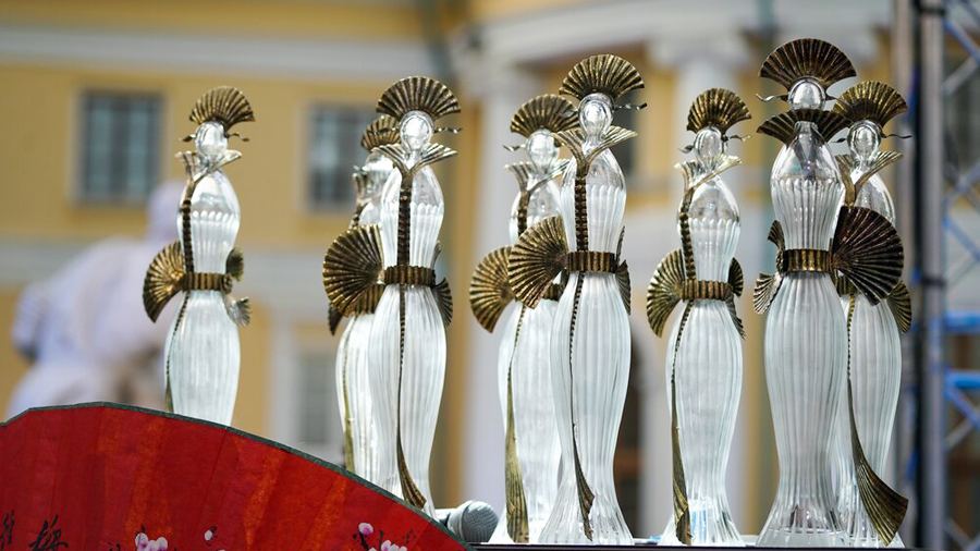 «Хрустальная Турандот» к своему 35-летию учредит специальные номинации