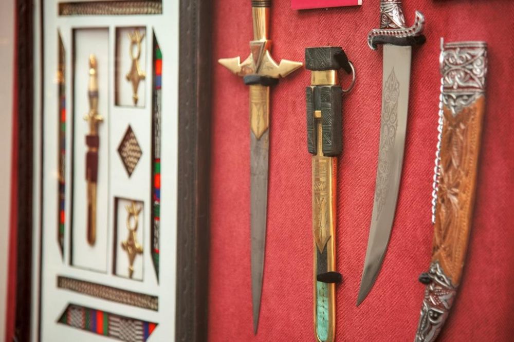 В Ижевске открылась выставка «Дары вождям» Музея современной истории России