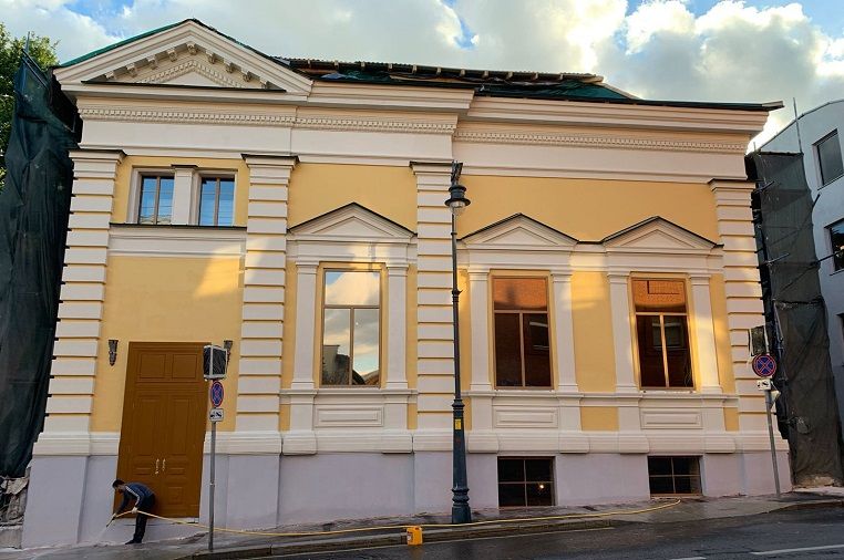Реставрация фасадов зданий XVII и XIХ веков завершается в Хамовниках