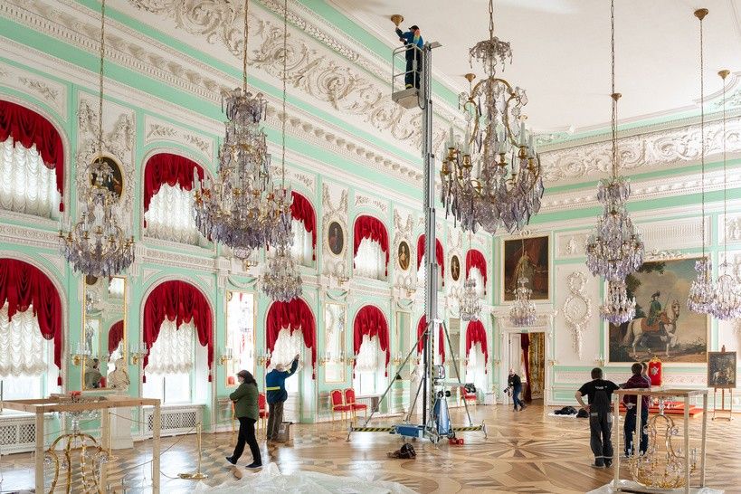 Музей-заповедник «Петергоф» представит выставки в Москве, Казани и Калининграде