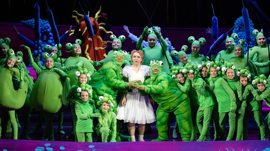 «Дюймовочка» перелетела за Урал