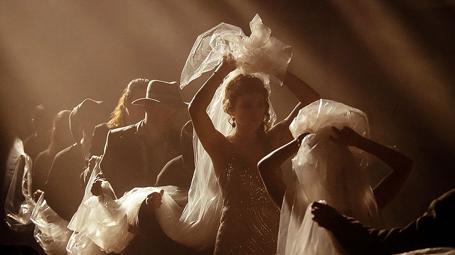 Лаборатория «Акустическая читка» Лаборатория «Акустическая читка»