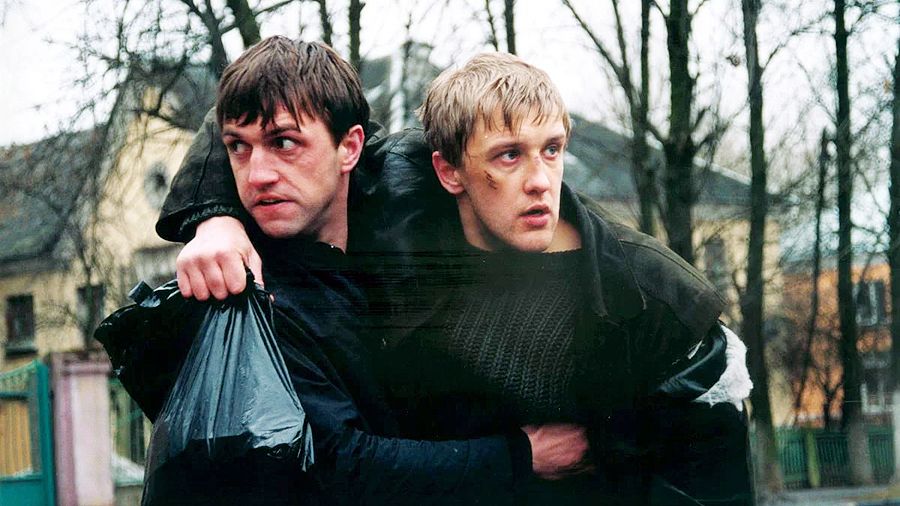 Кадр из фильма «Бумер» (2003)