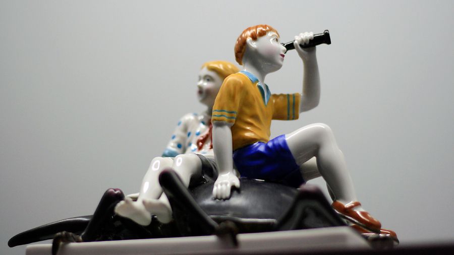 Выставка «Взрослым вход разрешен»