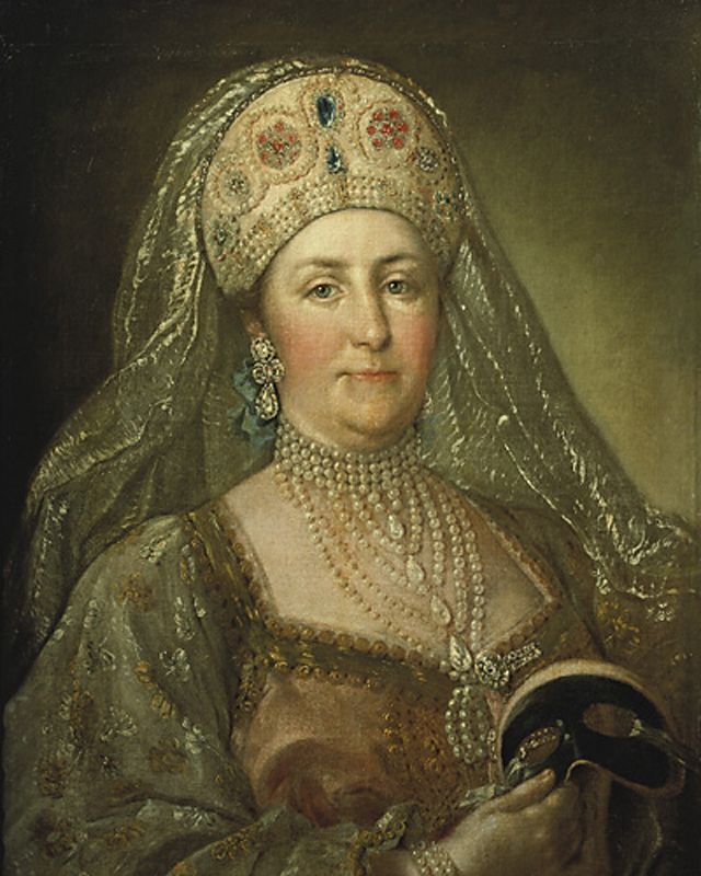 Неизвестный художник. Портрет Екатерины II в русском наряде