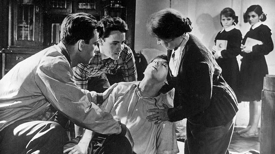 "Шумный день"