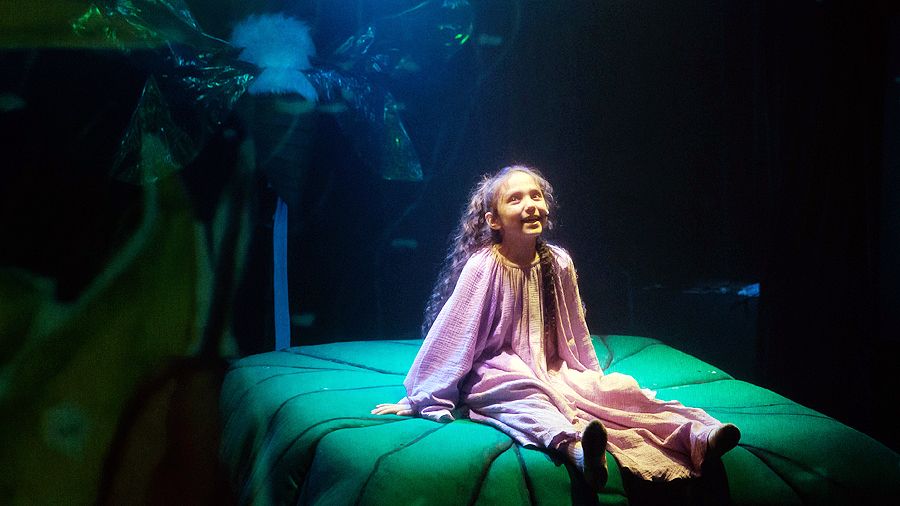 Спектакль «Дюймовочка»