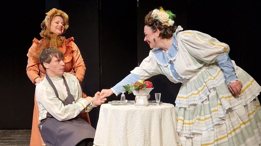 «Праздничный сон до обеда»