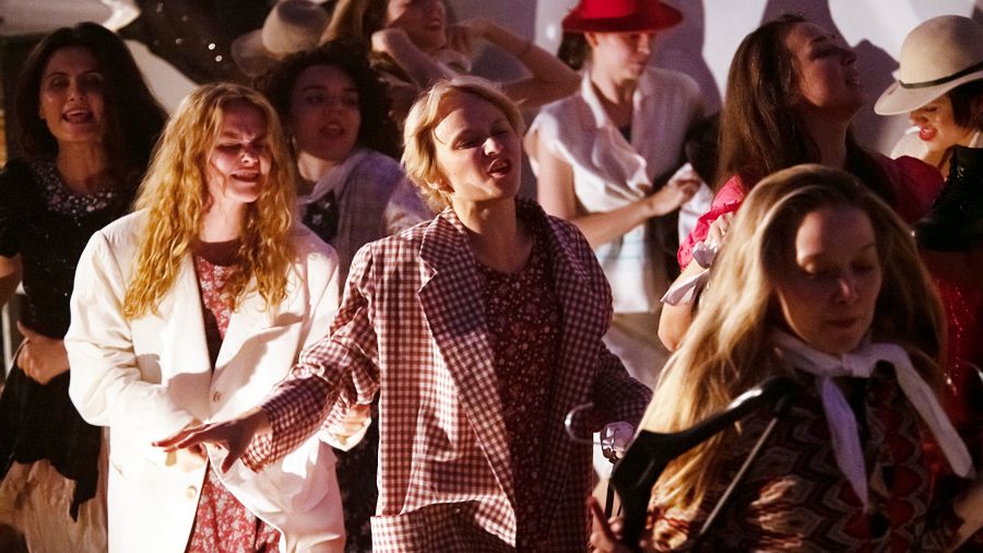 Лаборатория «Акустическая читка» Лаборатория «Акустическая читка»