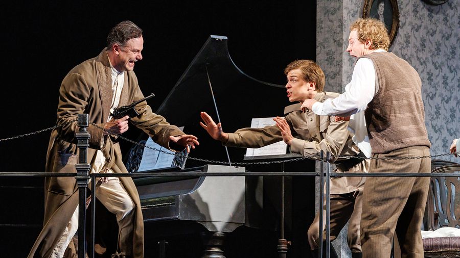 «Белая гвардия» «Белая гвардия»